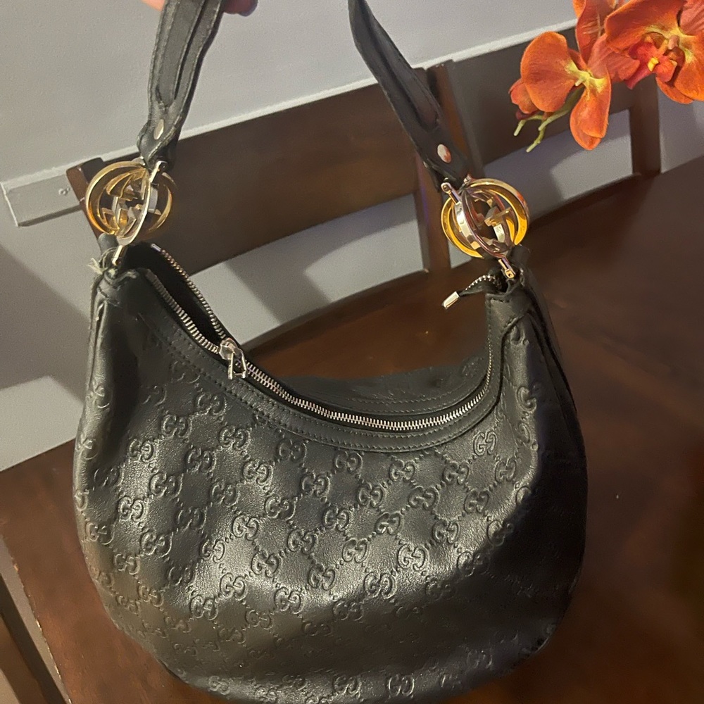 Used Black leather Gucci handbag